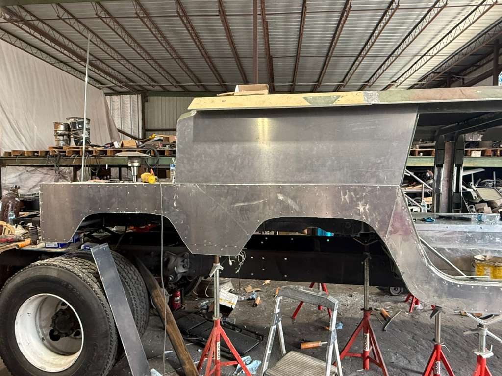 HMMWV World Expedition 6×6 - Image 15