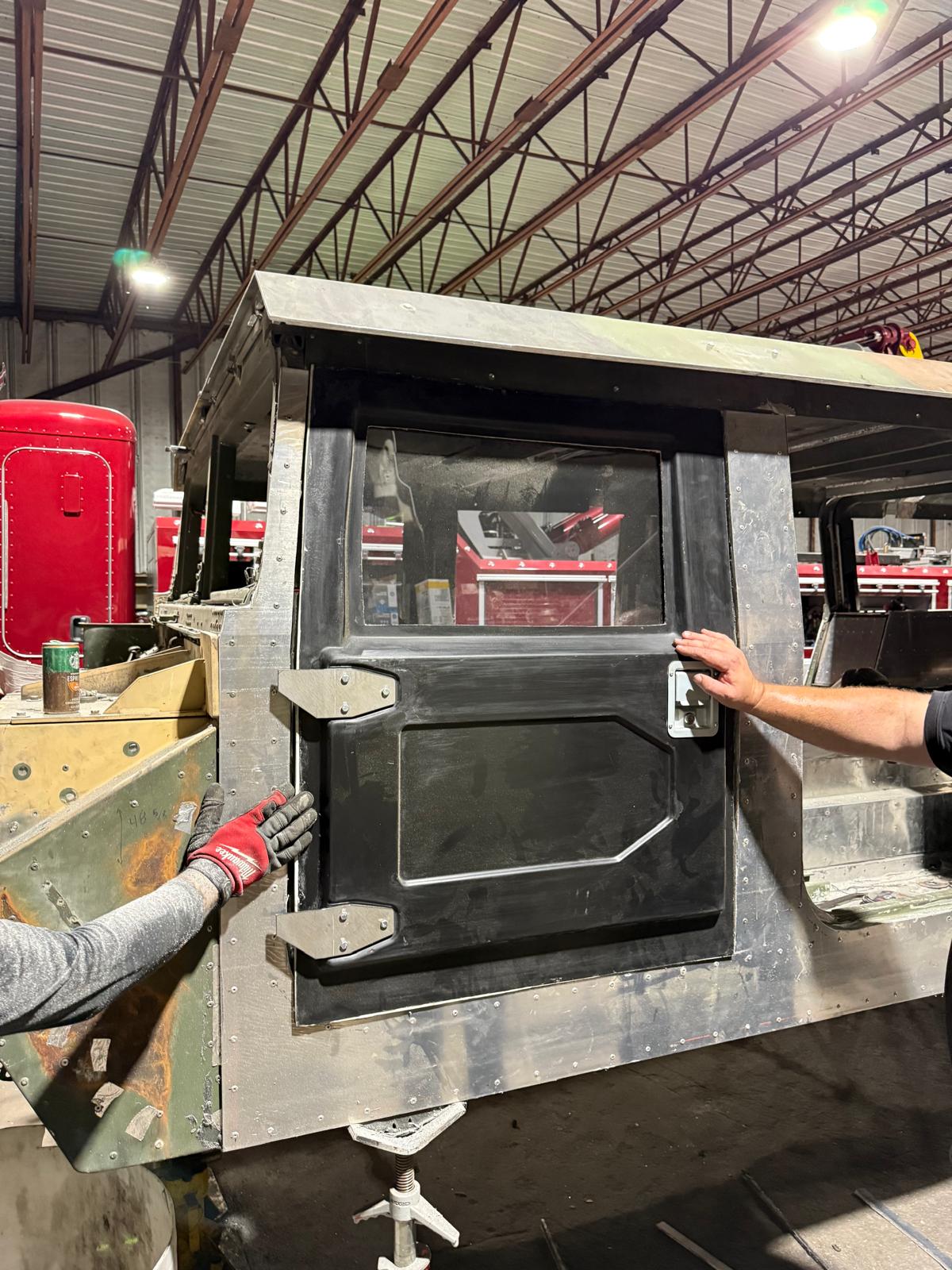 HMMWV World Expedition 6×6 - Image 25