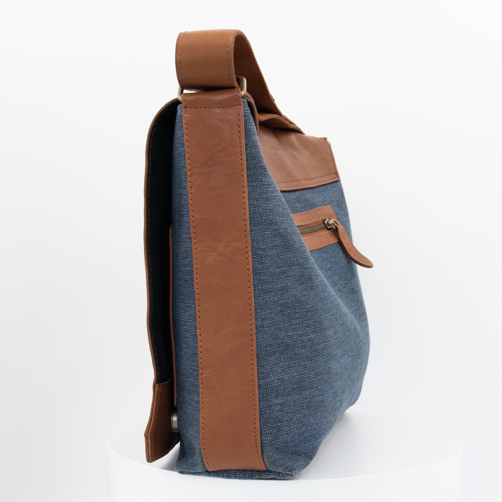 K-Tactical Messenger Bag - Image 4