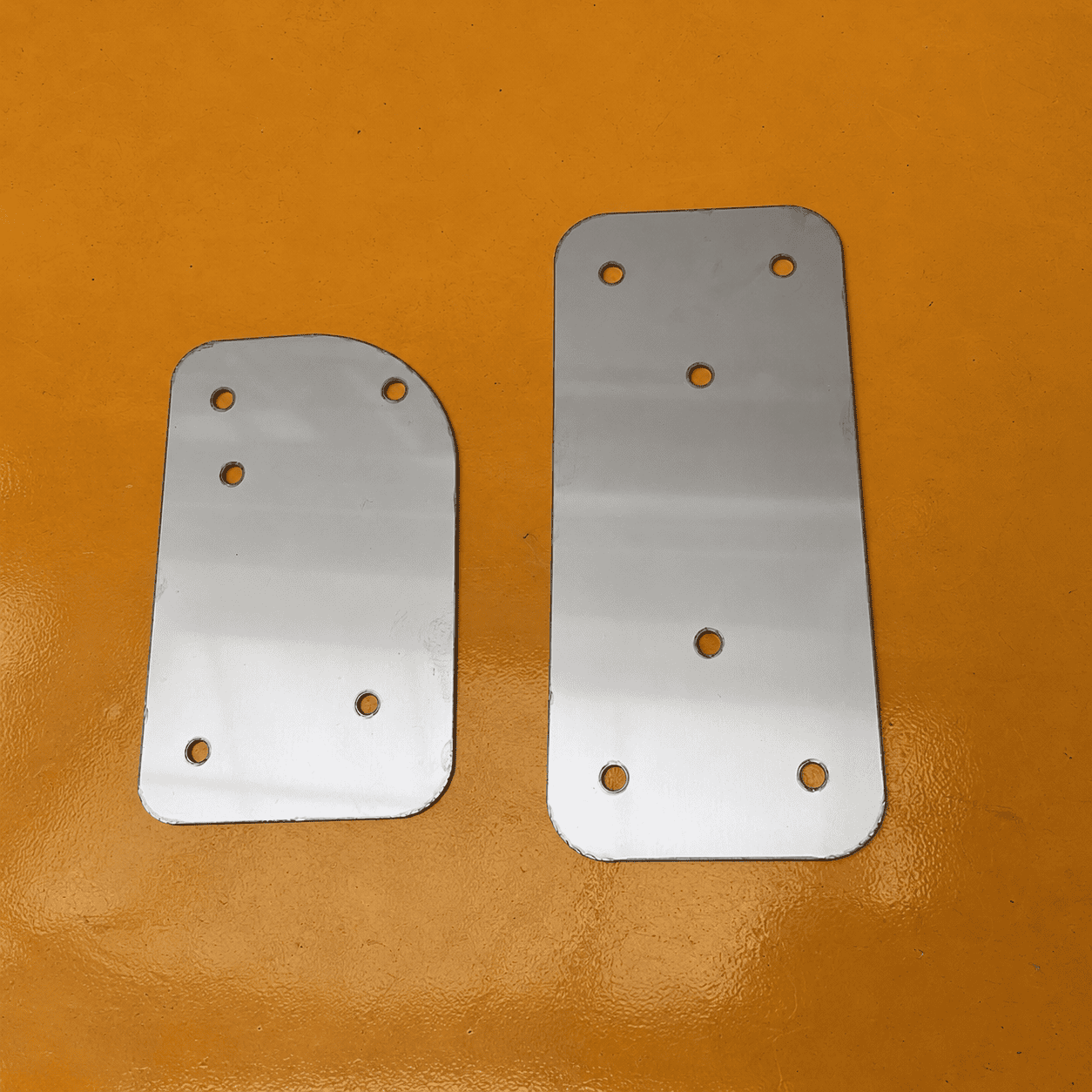 HMMWV Hood Cover Access Plate LH AND RH for HUMVEE 12338884, 12338906 Stainless steel in 1.5 mm