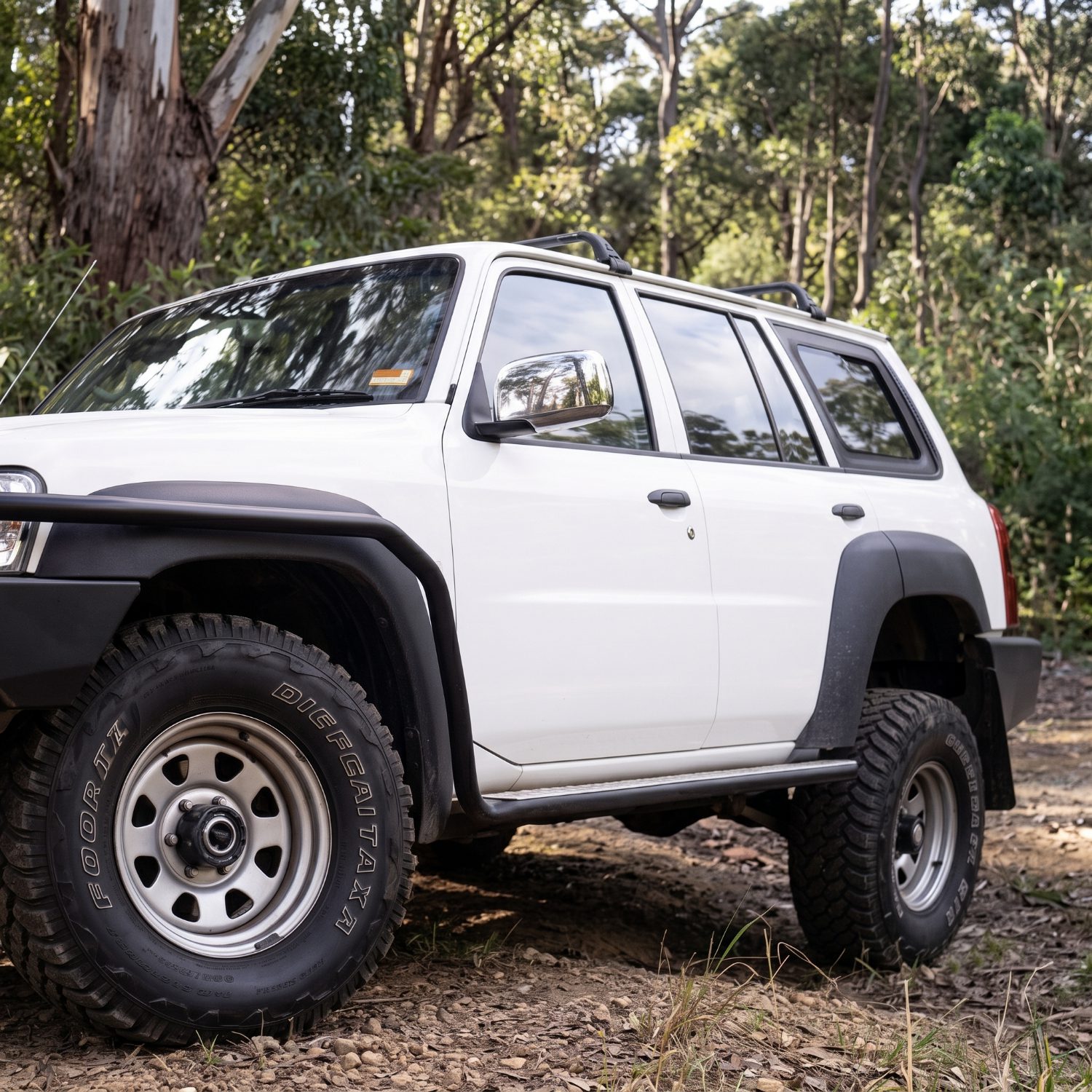 Side Step with Bush Bar for Nissan Patrol Y61 GU1-3
